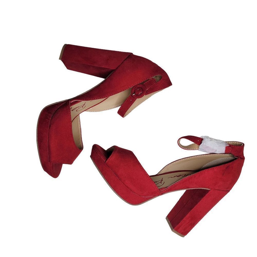 American Rag Red Heels - Picture 3 of 13